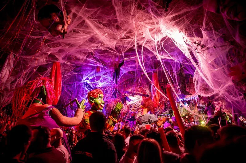 El Row: Horrorween Festival