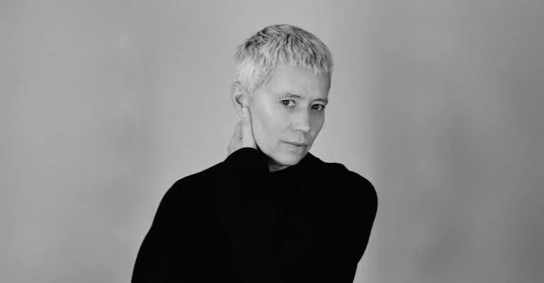 Roster: Jen Cardini + Lele Sacchi