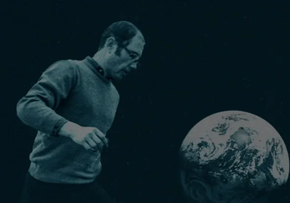 Tommaso Trini: La terra vista dalla luna