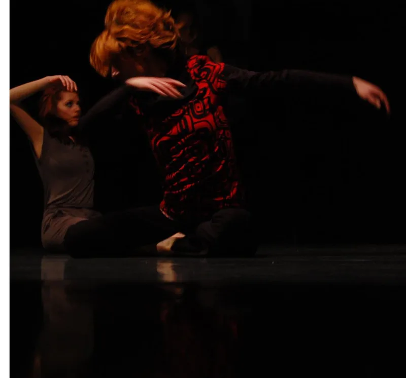 "UNA STANZA TUTTA PER SE " Laboratorio coreografico