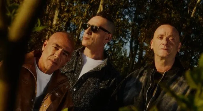 Sud Sound System all'Alcatraz: concerto live e consegna del Premio alla Carriera