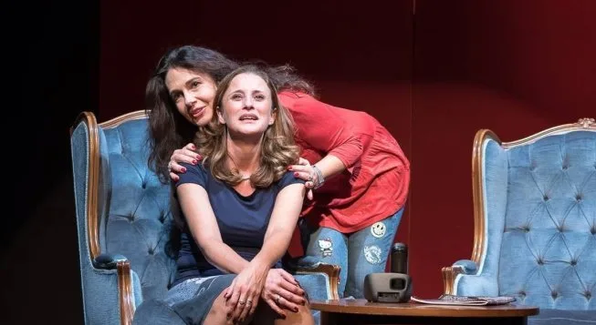 La strana coppia (versione al femminile), spettacolo con Monica Faggiani e Valentina Ferrari