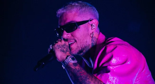 Dieci anni di Terza Stagione: Emis Killa live ai Magazzini Generali di Milano